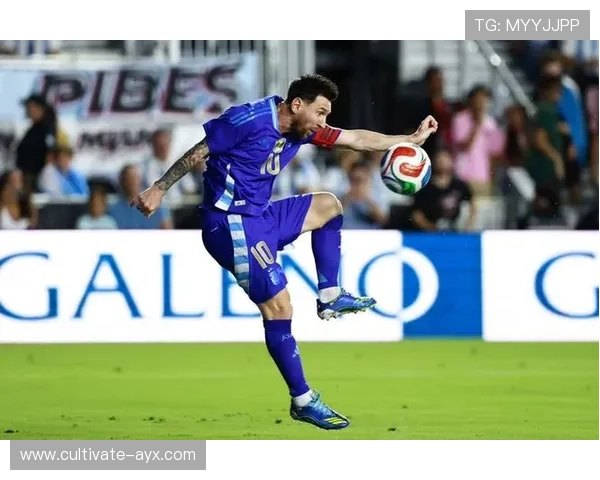 梅西加盟迈阿密国际后首场比赛精彩回顾 让人期待的未来表现