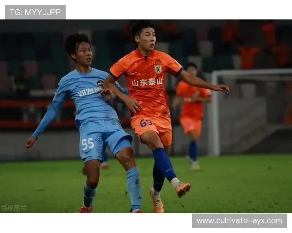 巴萨16岁新星吉乌获一线队机会体现青训战略成果